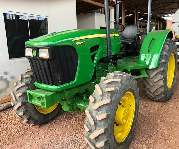 Trator Agrícola John Deere - Foto 3