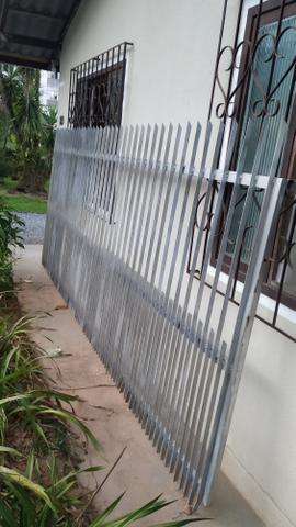 Portão de ferro galvanizado