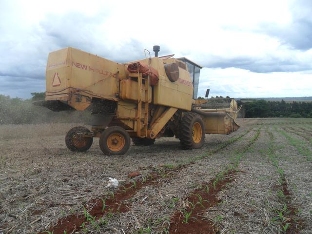 New Holland 4040 - Foto 2