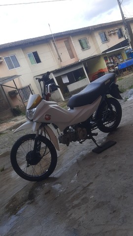 VENDO POP 110I QUITADA COM APENAS UM SELO ATRASADO