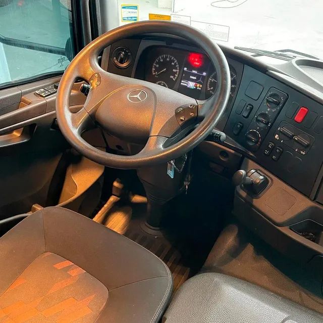 Mercedes-benz atego 3030 2019  - Foto 4