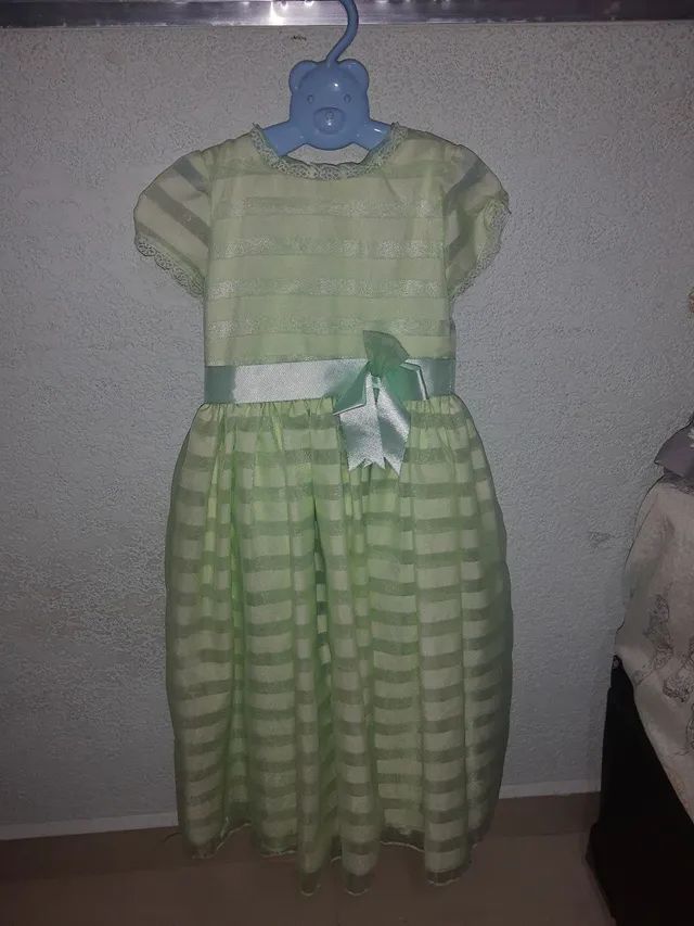 Vestido para daminha, verde água número 6 