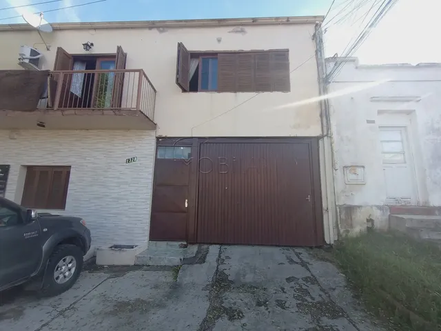 Oportunidade de Investimento! Três Kitnets Mobiliadas à Venda!