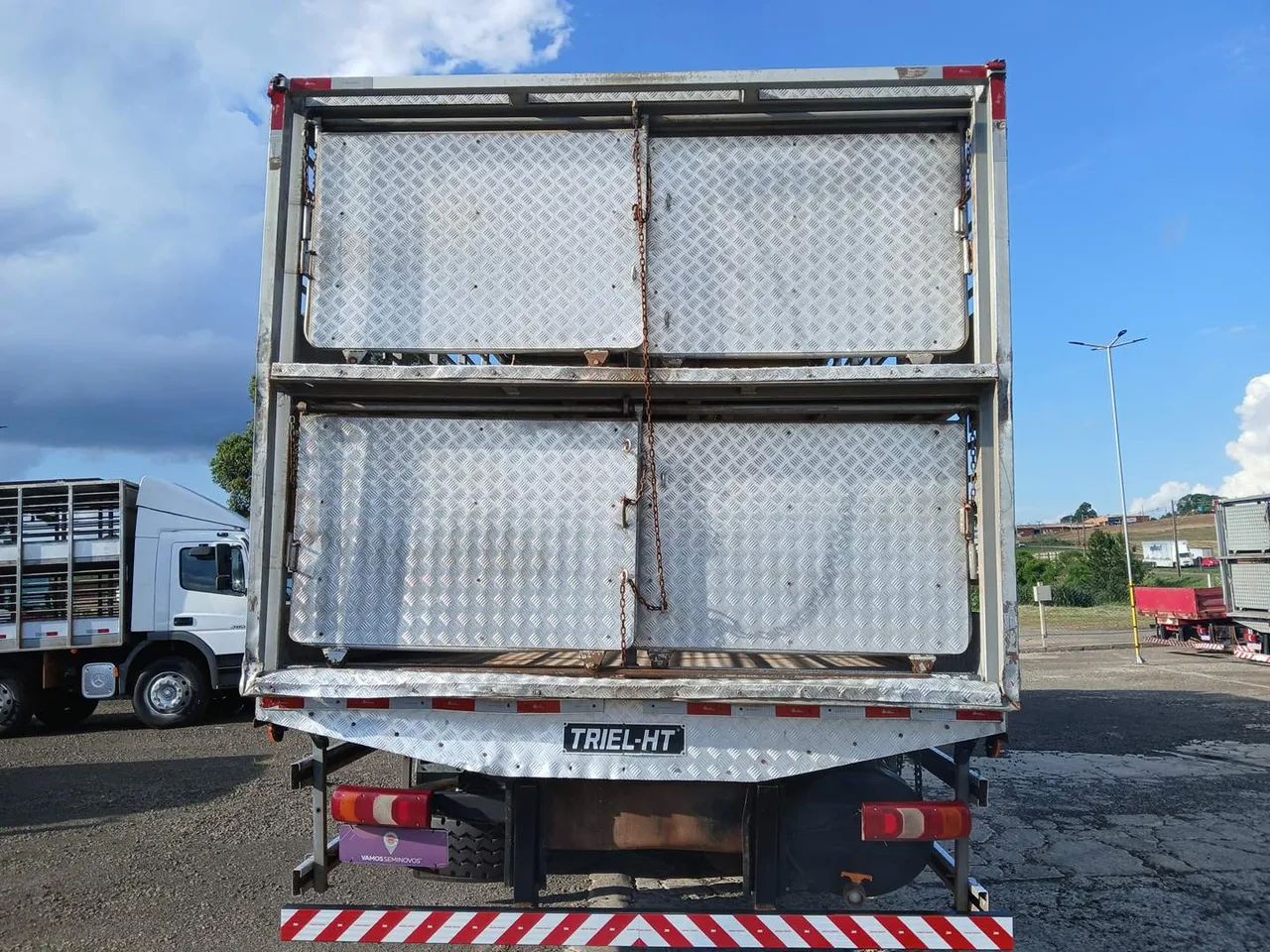 Mercedes-Benz Atego 3030/48 8X2 2022/2022 Vamos Seminovos Chapecó - Foto 10