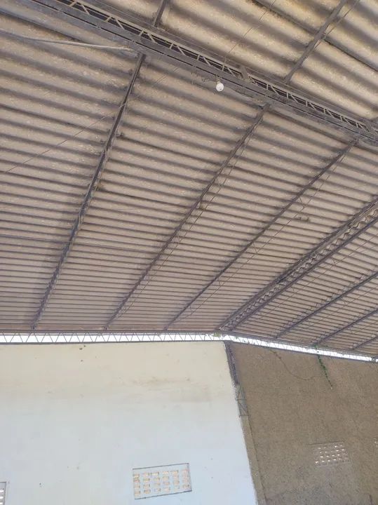 Estrutura  metálica com telhas de amianto - Foto 3