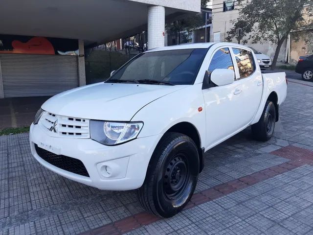 L200 TRITON GL 3.2 4X4  2016