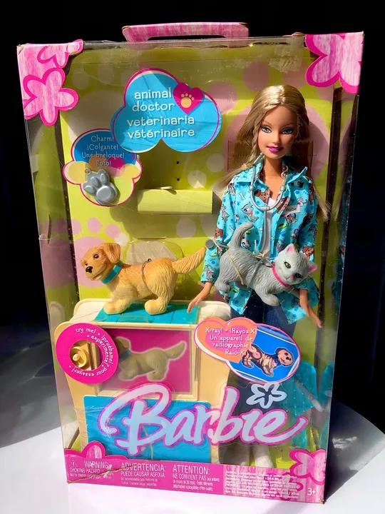 Barbie veterinária animal doctor