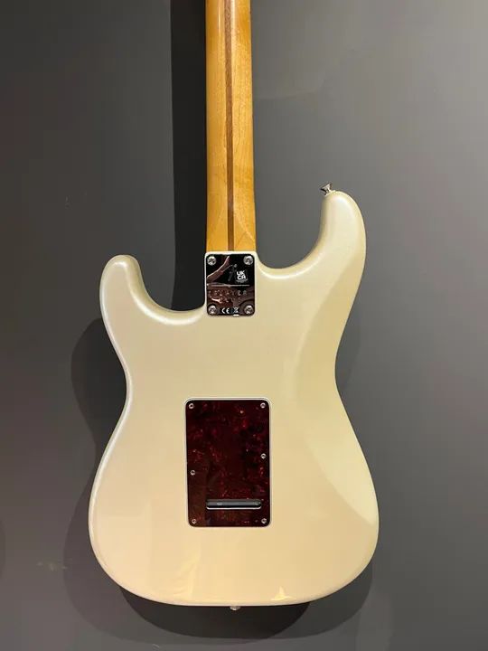 Fender Stratocaster Player Plus - Foto 4