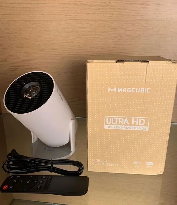 Projetor HY300 Portátil Ultra HD - Imagens Incríveis!