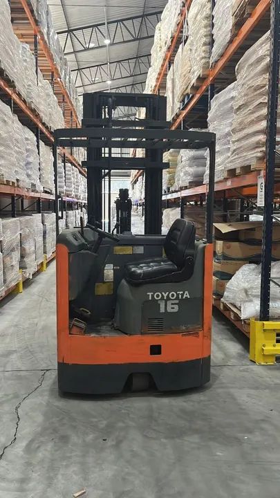 Empilhadeira  eletrica  - Foto 6