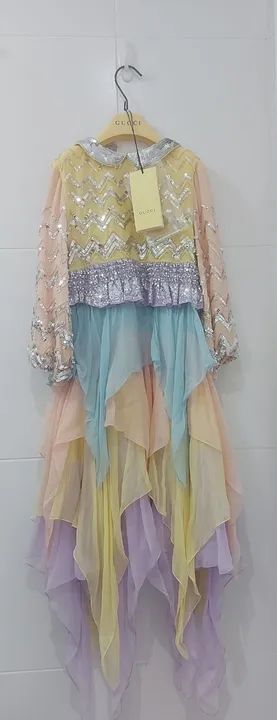 Vestido infantil Gucci original de seda com lantejoulas - Tamanho 8 anos - Foto 4