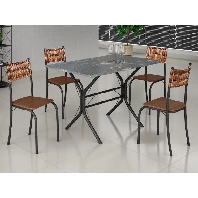 Mesa de Jantar 4 Cadeiras 
