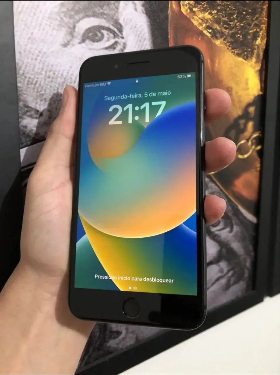 iPhone 8 PLUS de 64 gb biometria ok saúde da bateria 100% sem trincado - Foto 4