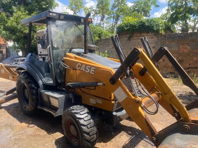 Retroescavadeira CASE 580M Turbo 4X4  *70  *55