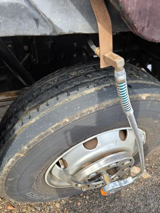 Ford Cargo 1317 ano 2011 motor novo - Foto 4