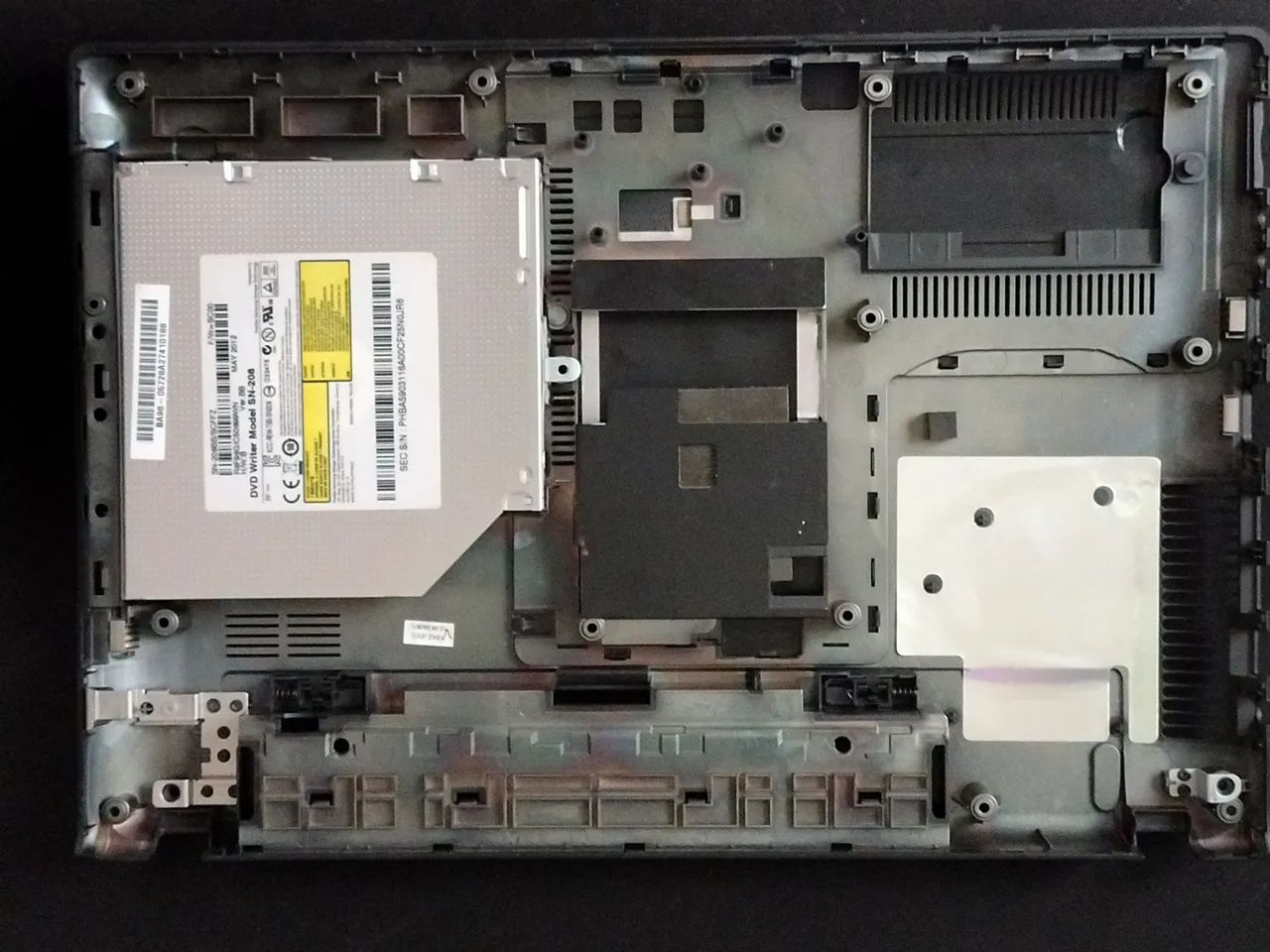 Carcaça inferior Samsung RV420. - Foto 3