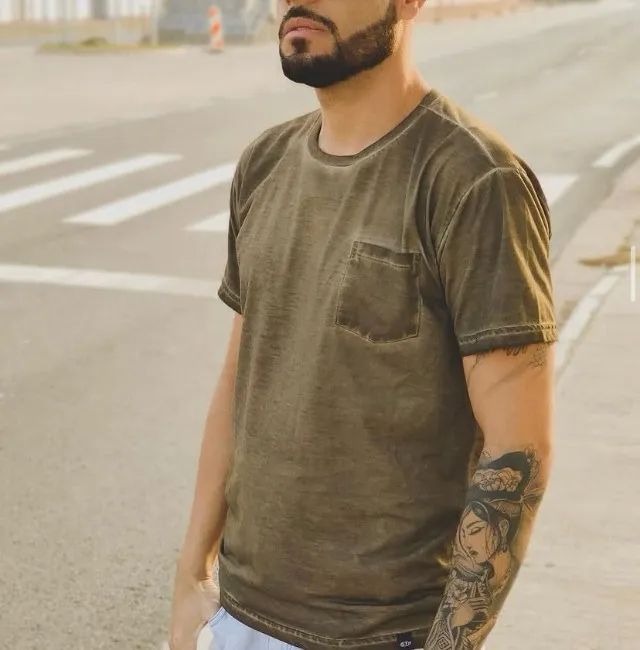 Camiseta cim bolso lateral - (vários tamanhos) - Foto 2