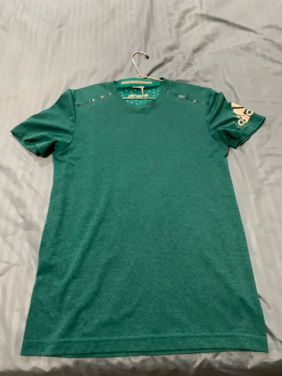 Camiseta Adidas ClimaChill Verde Roupas Jardim Las Vegas