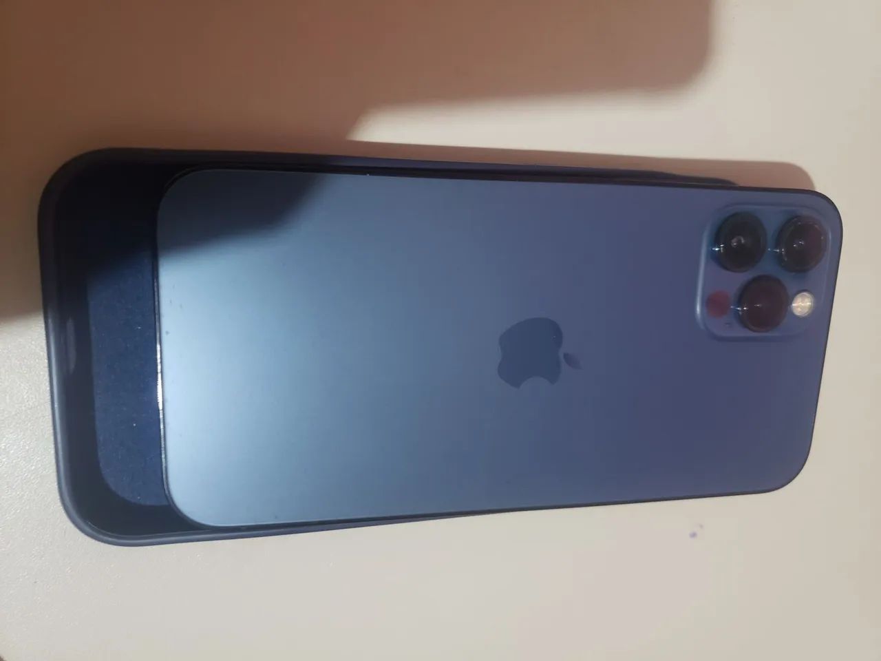 iPhone 12 Pro 256GB - Completo com Caixa e Nota - Estado de Novo - Foto 3