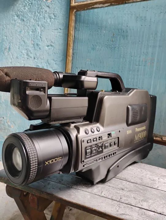 Filmadora Panasonic M9000