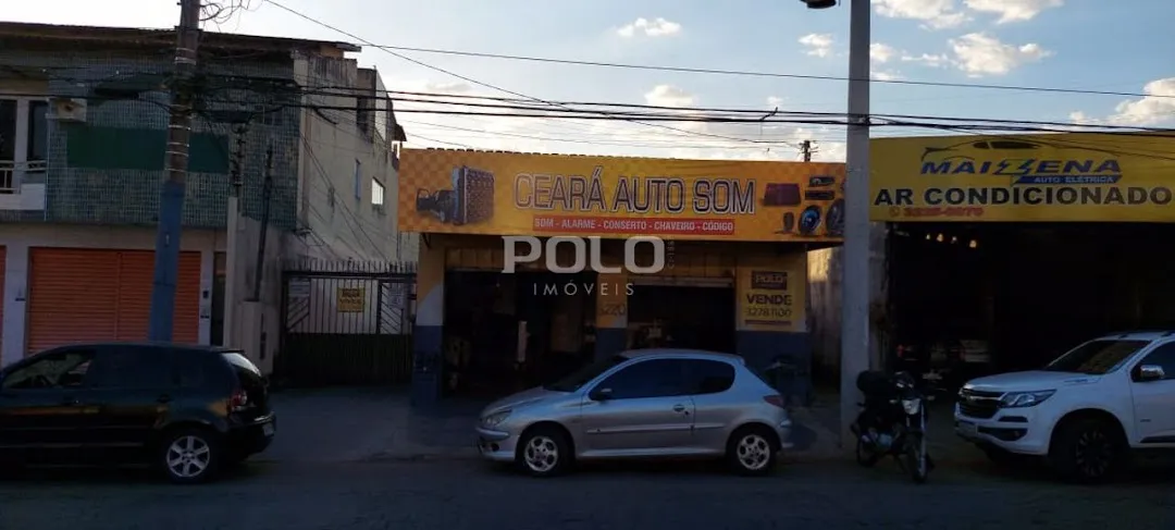 Casa com 3 Quartos / Sobrado com 3 Quartos + Sala comercial, 300 m² por R$ 750.000 - Setor