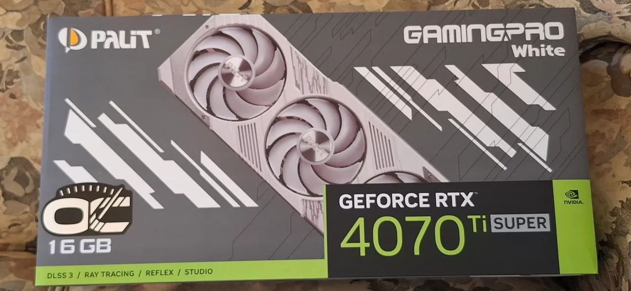 Placa de Vídeo Palit GeForce RTX 4070 Ti SUPERR GamingPro White