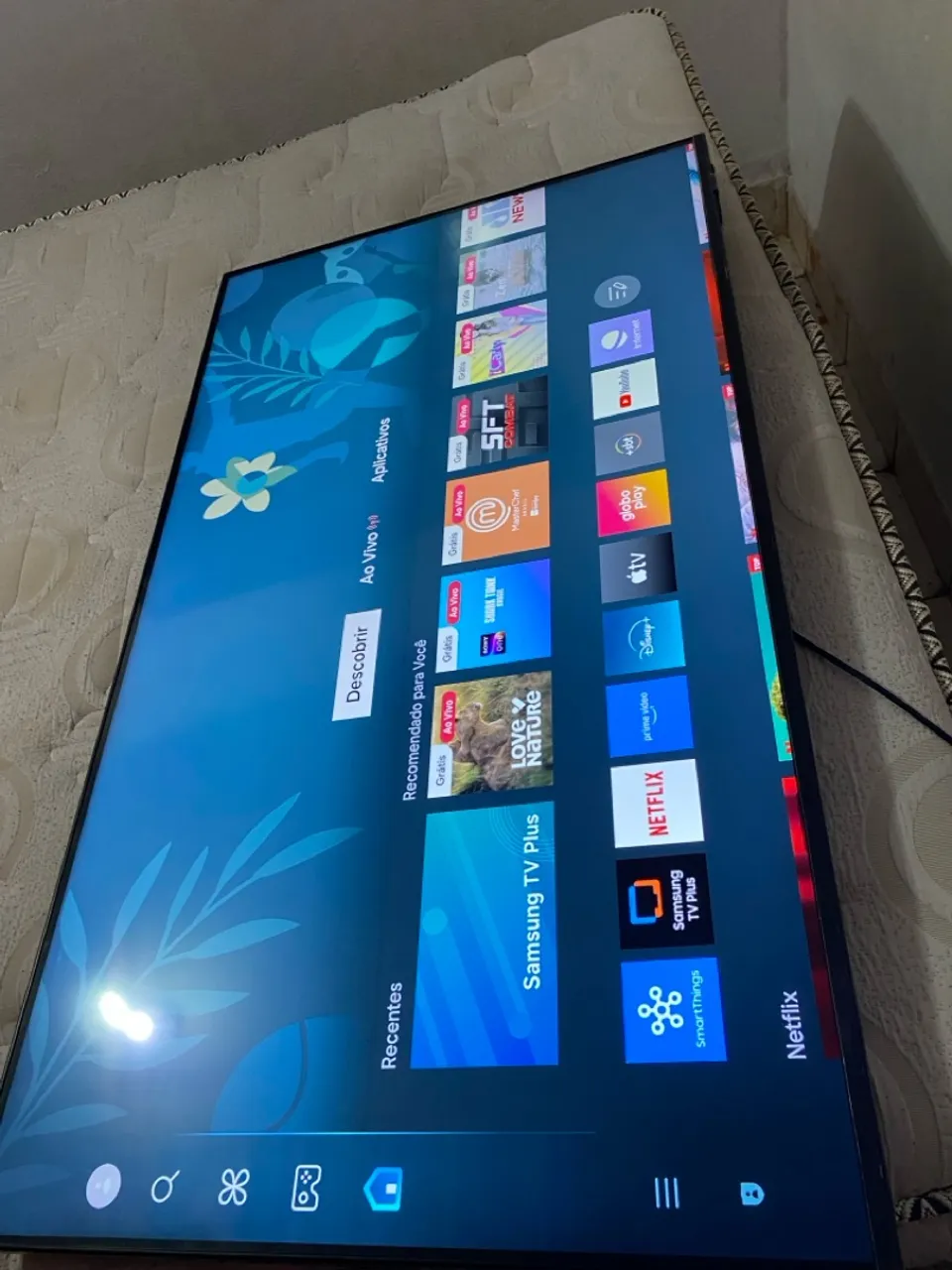 Smart TV Samsung - Tela Grande e Imagem Impecável