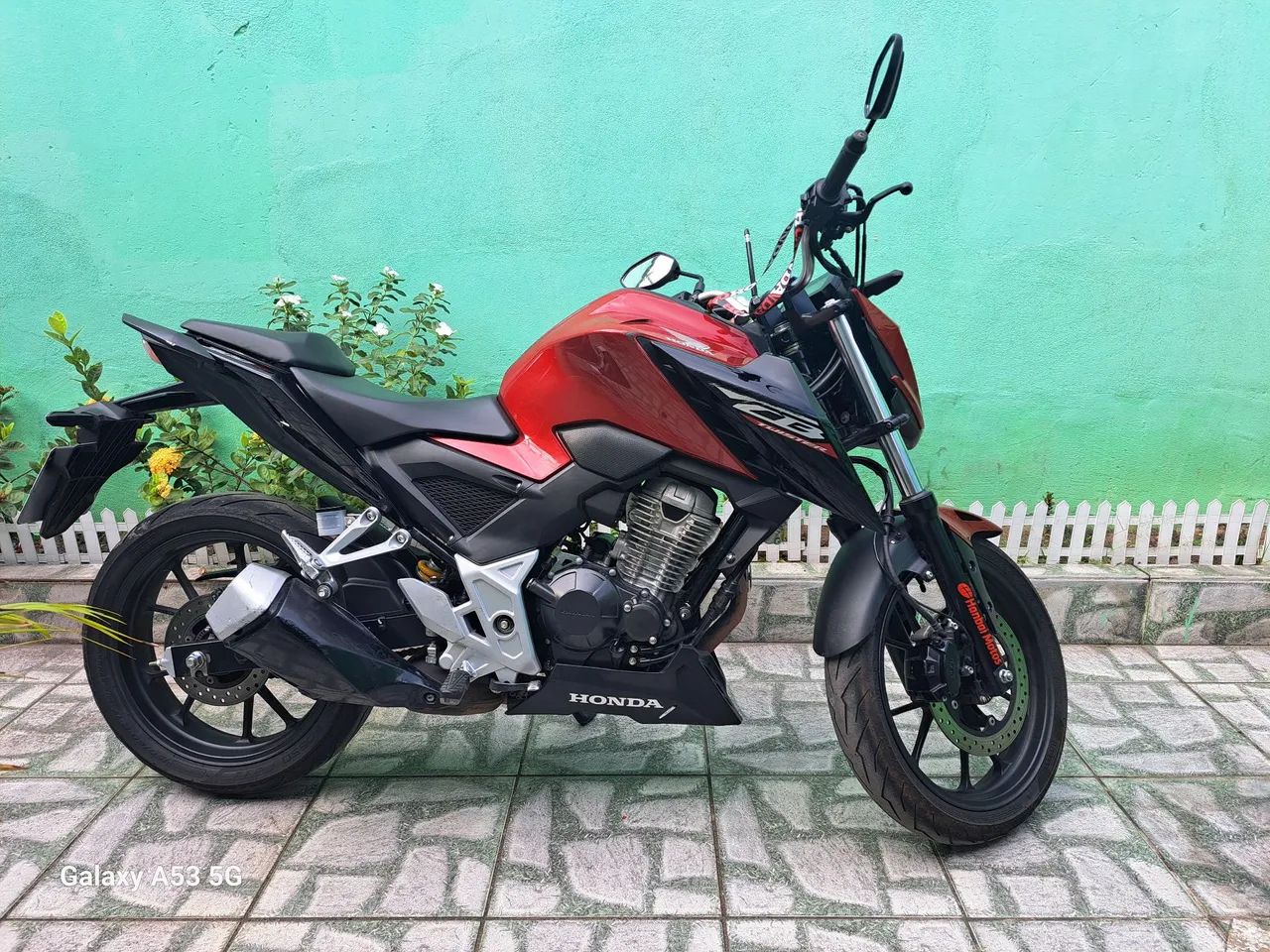 CB 300F  2025/2025 - Foto 3