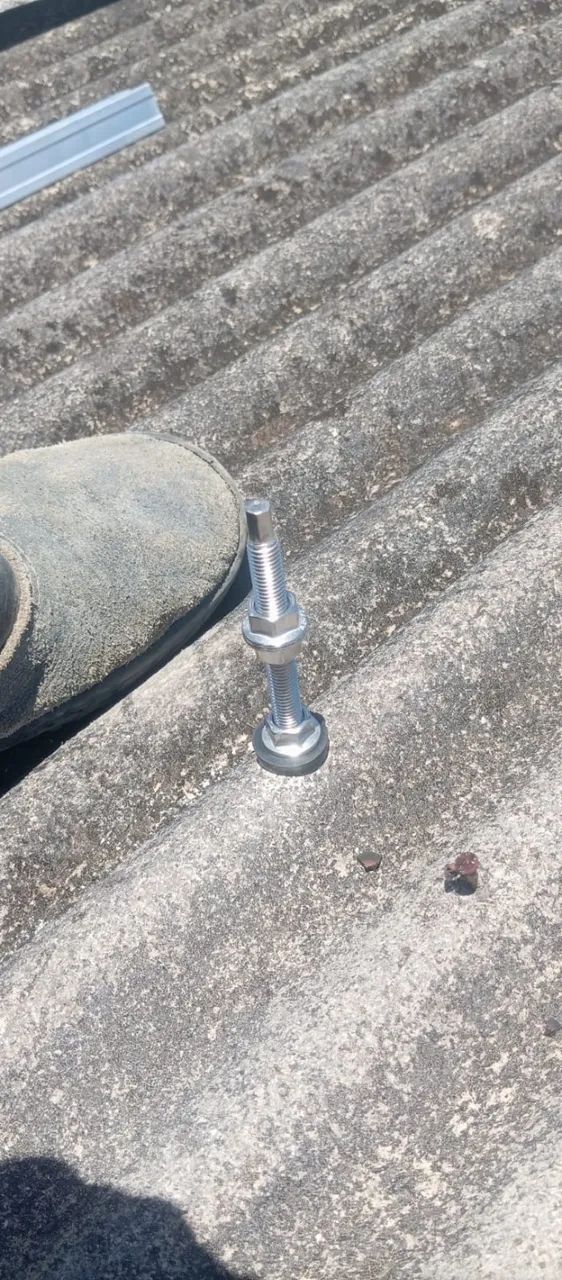 Parafuso estrutural solar, prisioneiro 