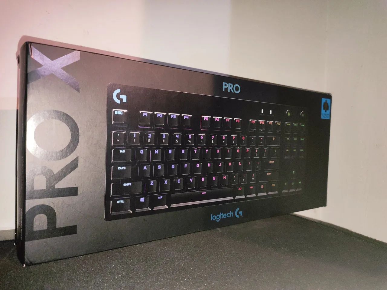 G PRO X TKL RARO