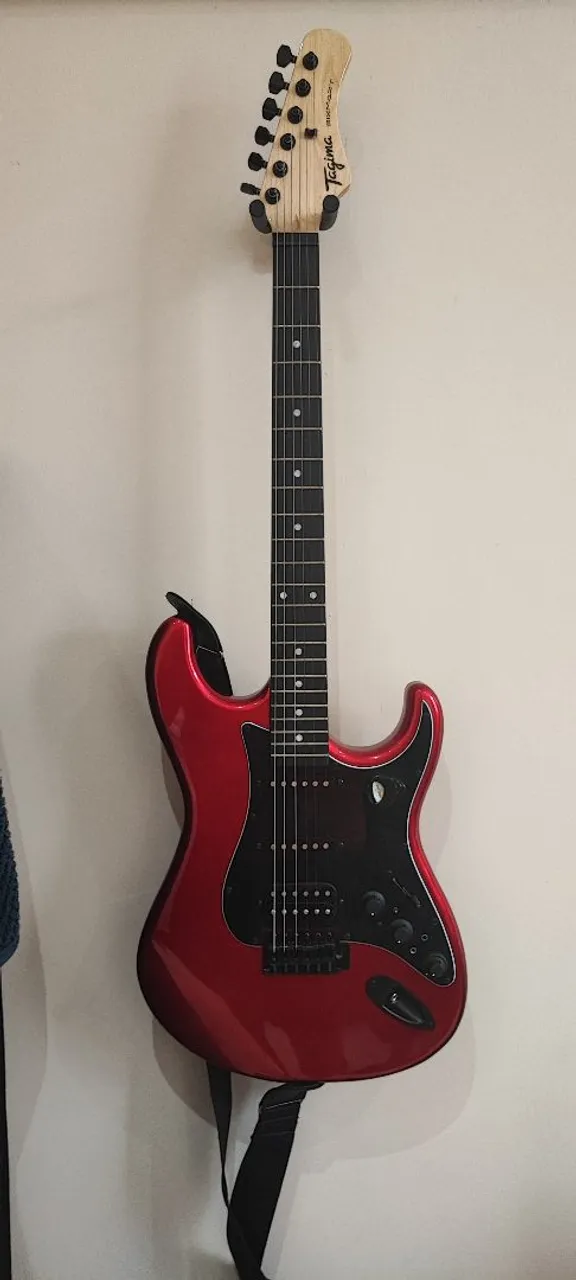Guitarra Tagima