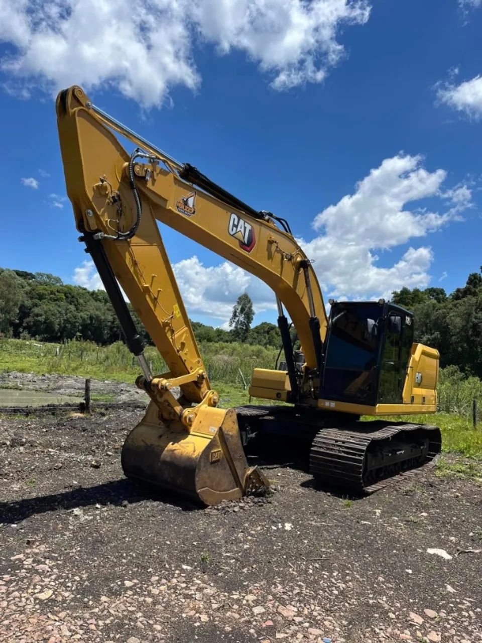 Escavadeira hidráulica Caterpillar 320 Gc ano 2022 