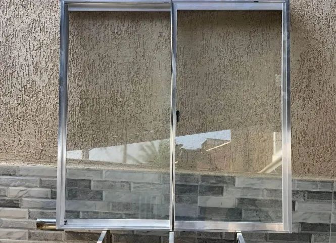 janela aluminio brilhoso 2 folhas  - Foto 2