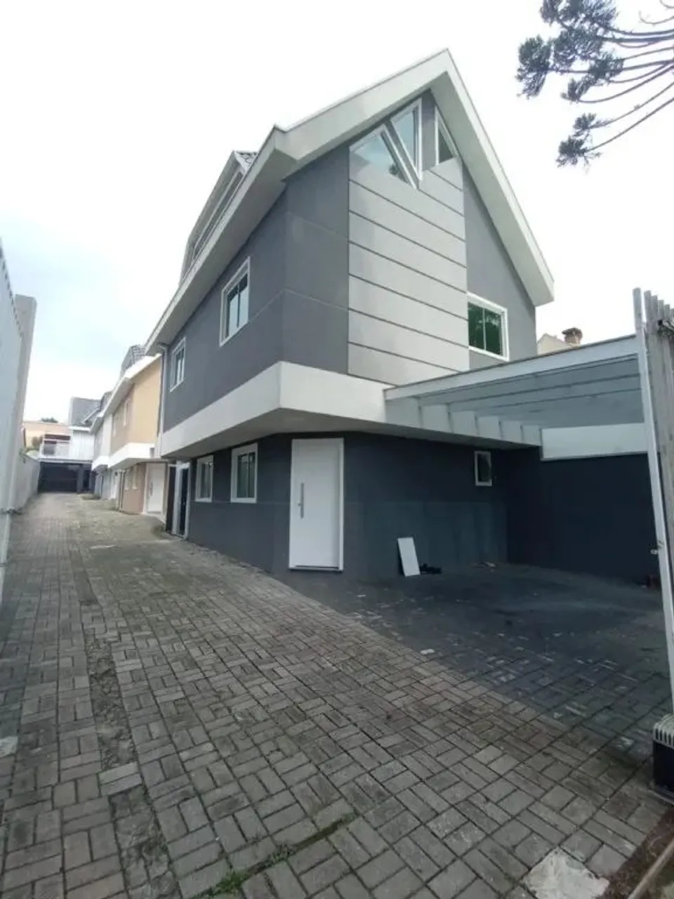 Sobrado no BAIRRO ALTO de 163,69 m² - 39644.001-GL