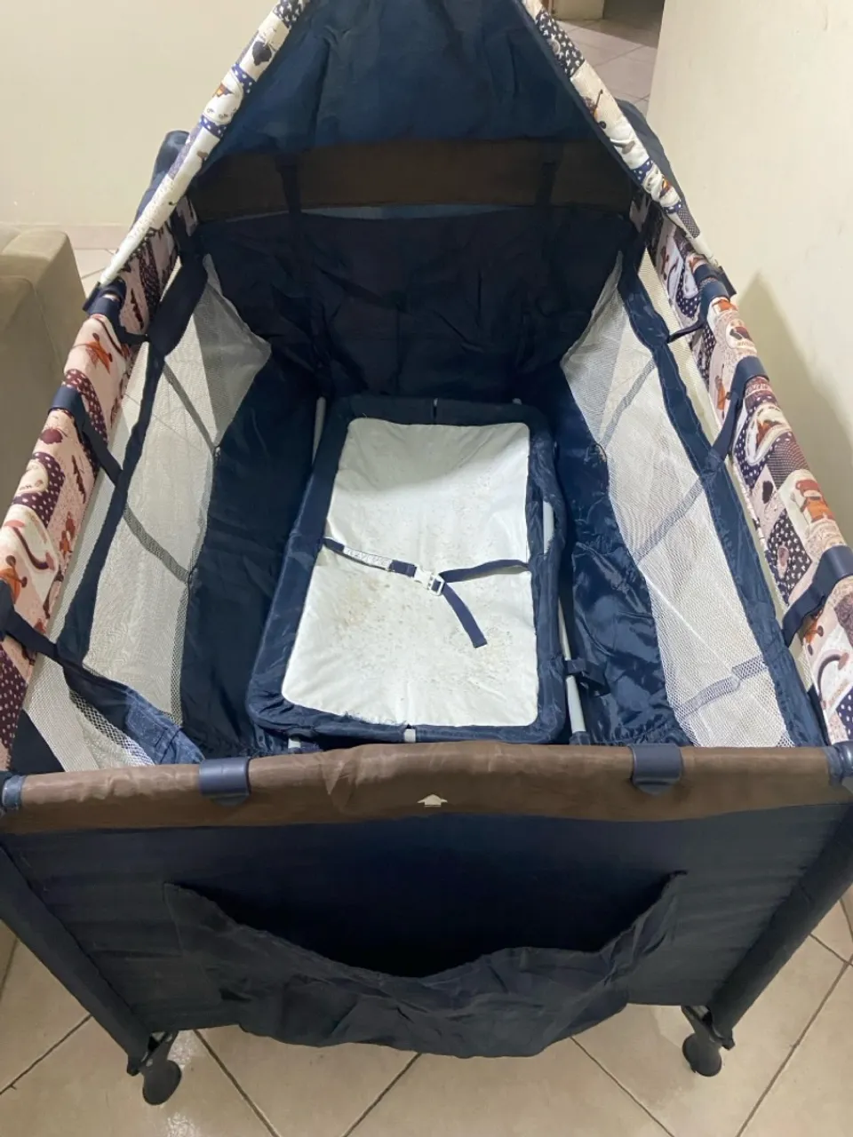 Berço Portátil com Trocador