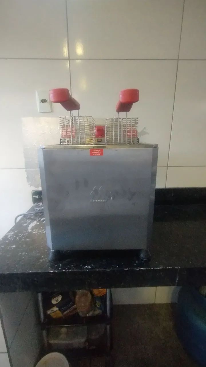 FRITADEIRA ELÉTRICA ÁGUA E ÓLEO 25 LITROS MARCHESONI  - Foto 3