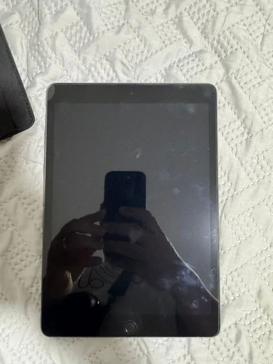 iPad Apple 9th Geração 10,2'' Wi-fi 64gb Cinza - Foto 2