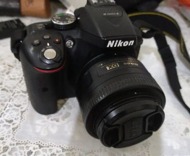 CAMERA NIKON D5300  PEFEITO ESTADO DE CONSERVAÇÃO  COM LENTE 18-55  - Foto 2