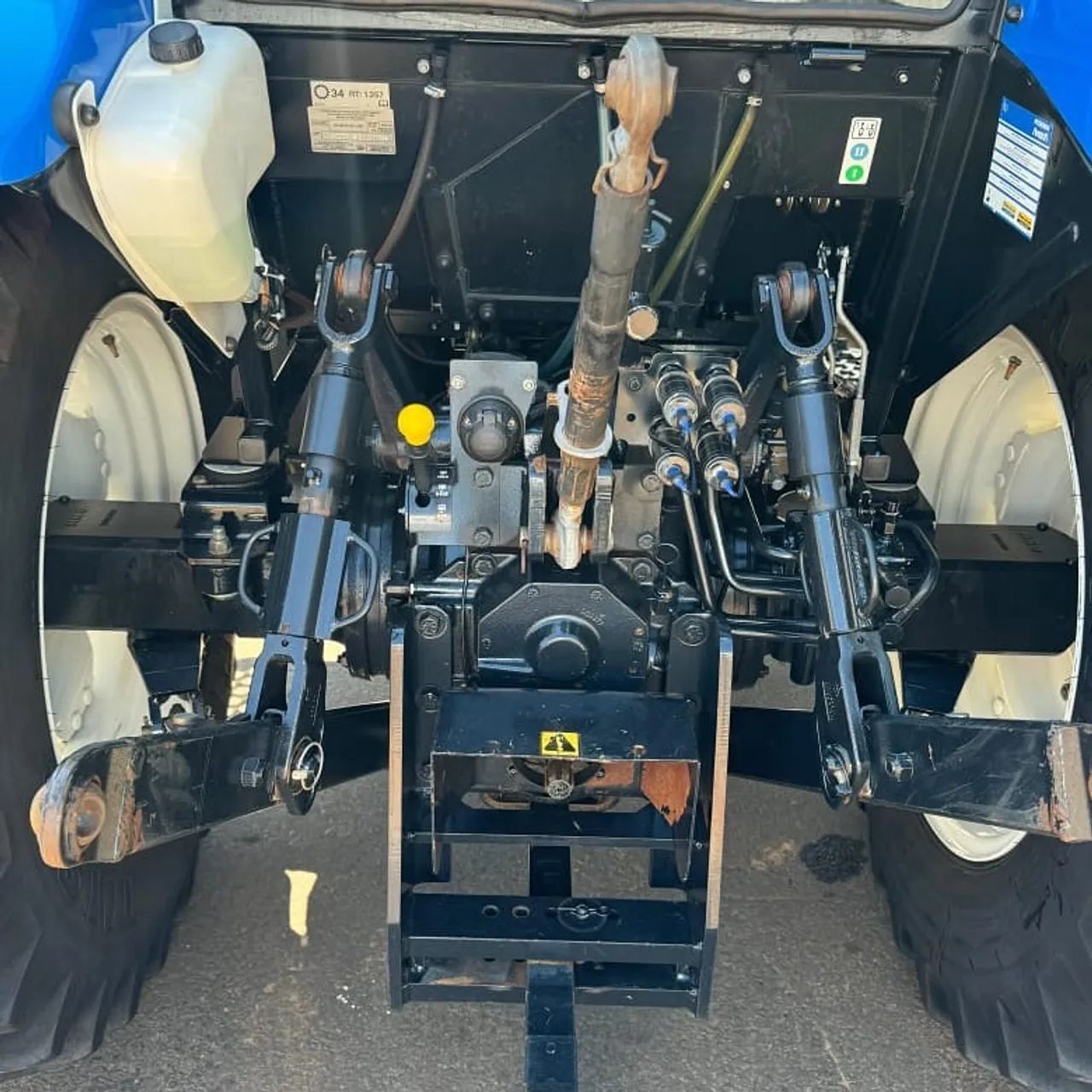 Trator New Holland TL 5.80 ano 2022 - Foto 4