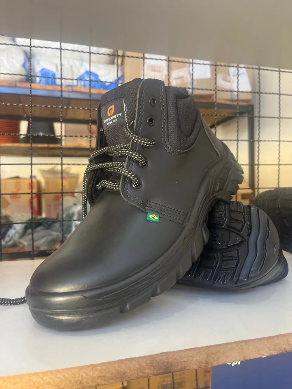 BOTA BOTINA NOBUCK LATEGO