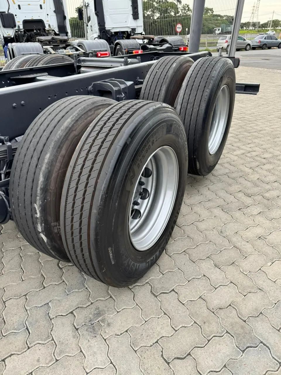 VM 330 Bitruck 8x2 Chassi 2019 - Foto 8