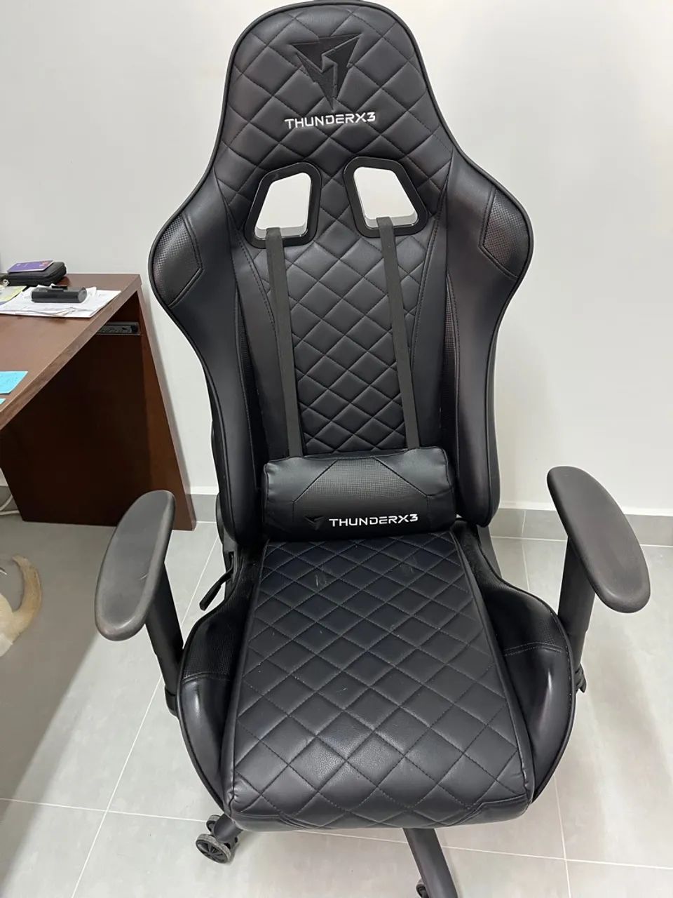 Cadeira Gamer ThunderX3 - Conforto e Estilo