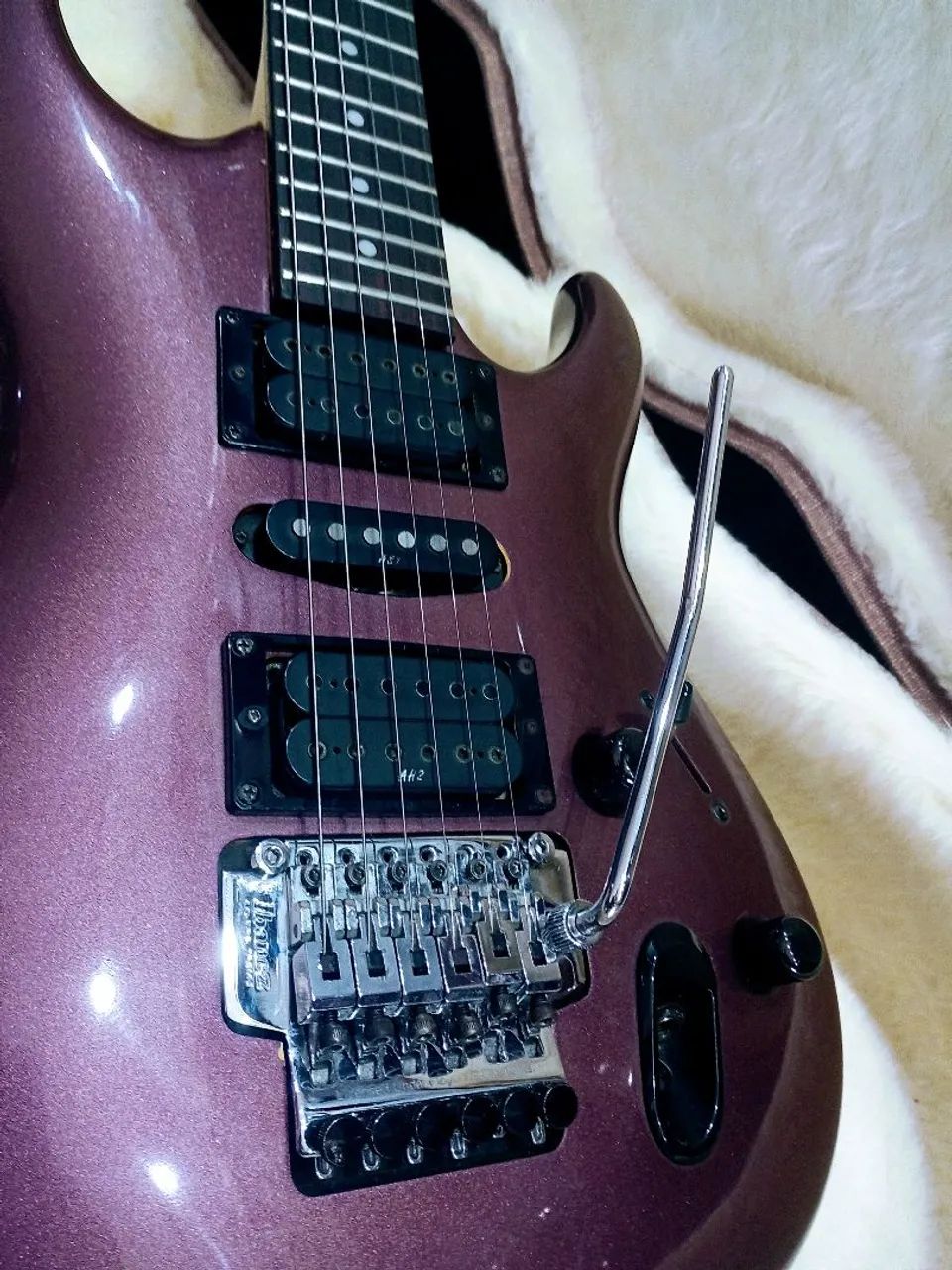 Guitarra superstrato Ibanez Ergodyne  - Foto 2