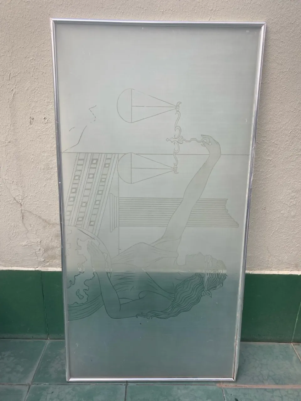 Quadro em vidro com gravura artística