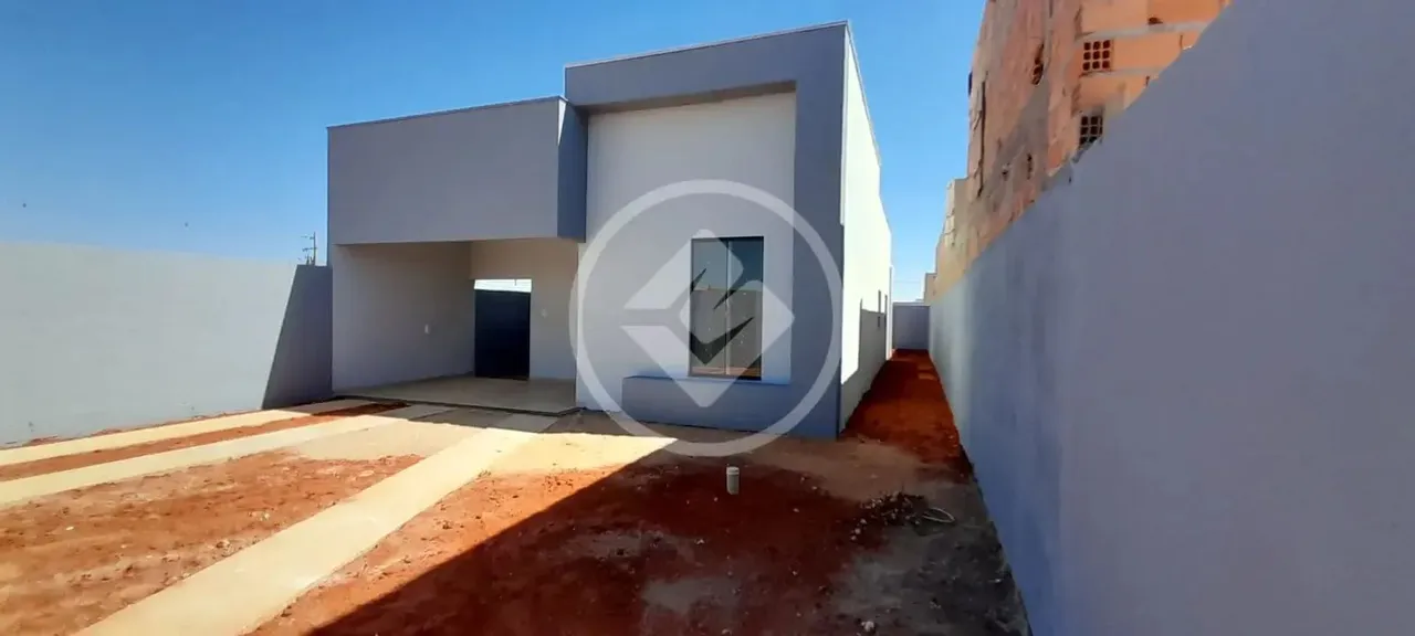 Casa Três Quartos sendo Uma Suíte Loteamento Parque Amazonas Sinop-MT R$560.000,00 codigo: