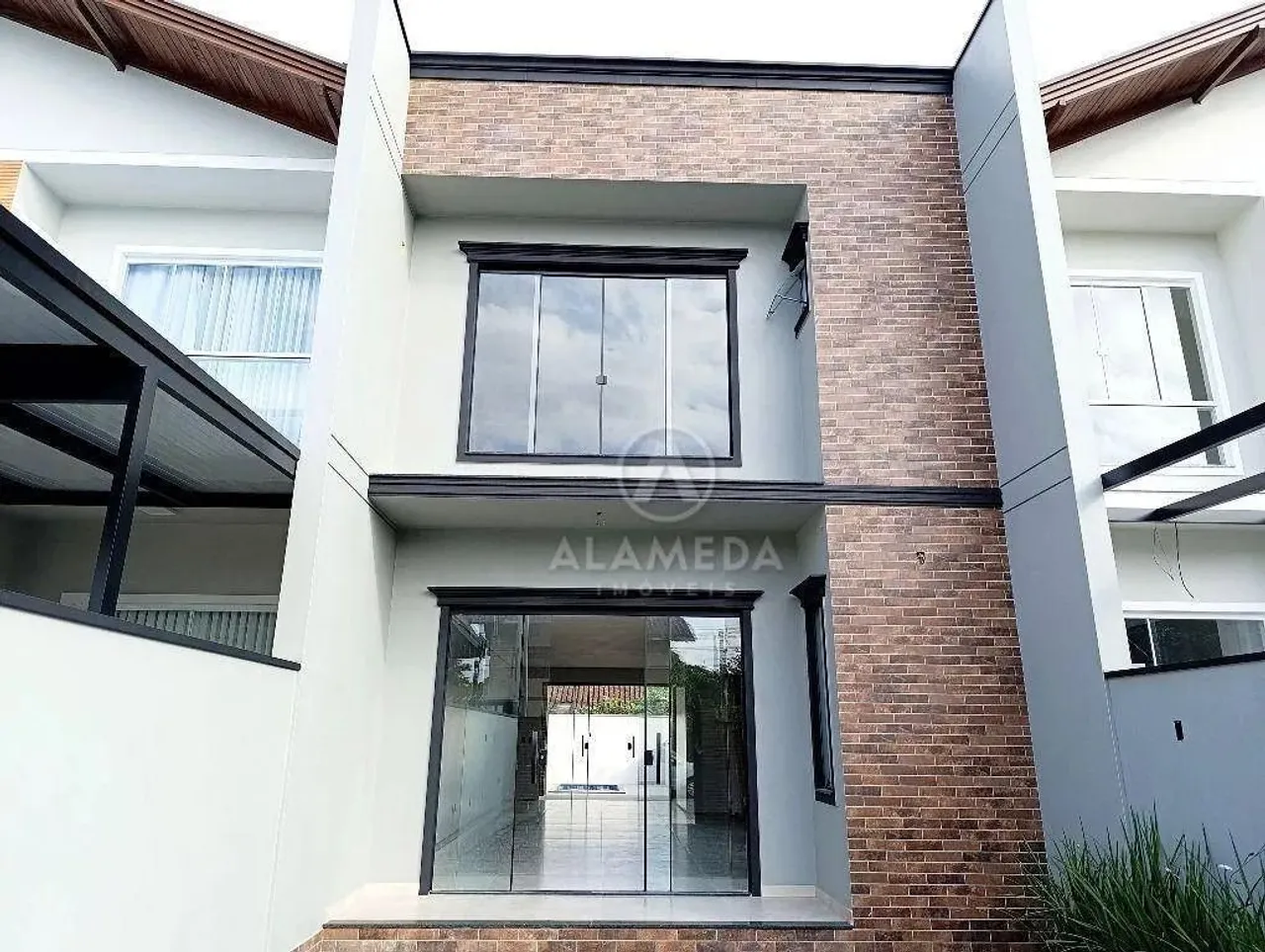 Sobrado com 3 dormitórios à venda, 140 m² por R$ 750.000,00 - Itoupava Central - Blumenau/