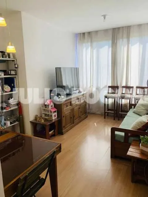 Ilha do Governador - Jardim Guanabara - VENDA - Apartamento - 2 Quartos - Dependências - E