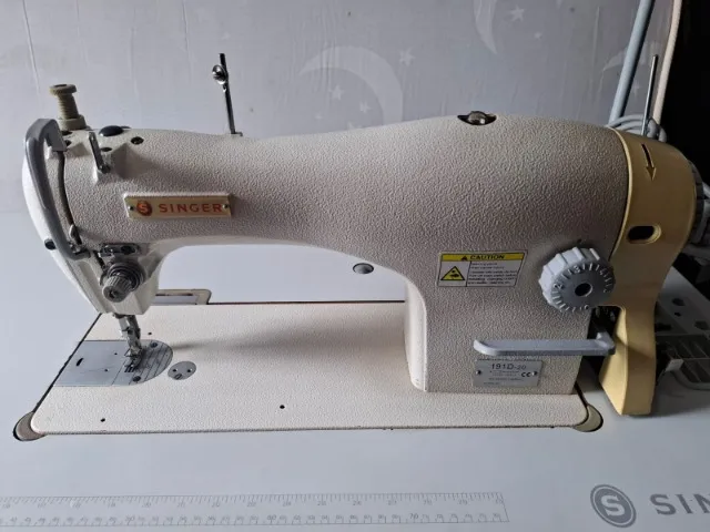 Vendo, Maquina de costura Industrial reta SINGER