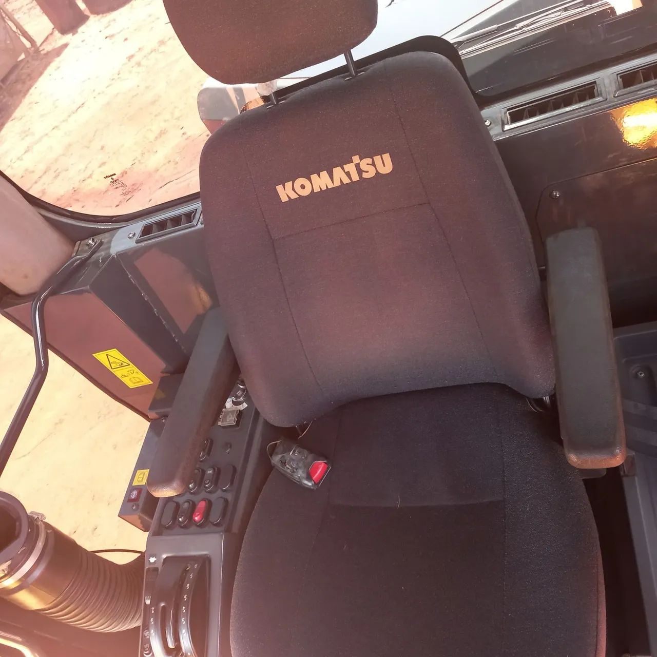 Motoniveladora Komatsu GD 655 Ano 2021  - Foto 6