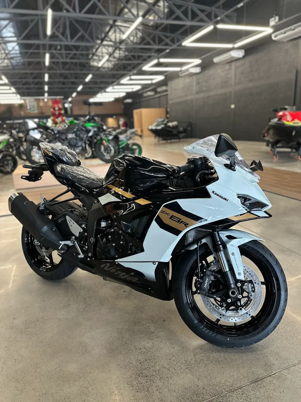 Kawasaki Zx-6r 636cc 2025 - 1462161062 | OLX